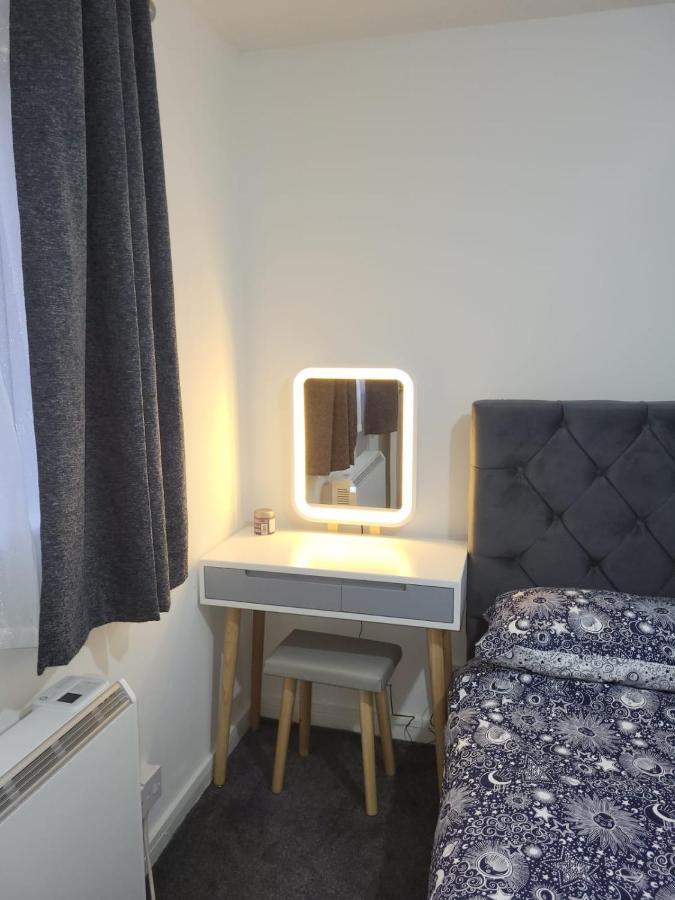 Delight Apartment, Close To Excel, London City Airport & O2! Esterno foto